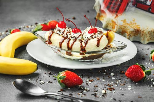 Photo of a Banana Split by Eiliv Aceron on Pexels: https://www.pexels.com/photo/banana-on-a-white-ceramic-plate-6895879/.